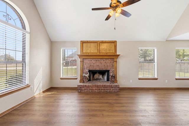 5922 Redfish Run, Baytown, TX 77523