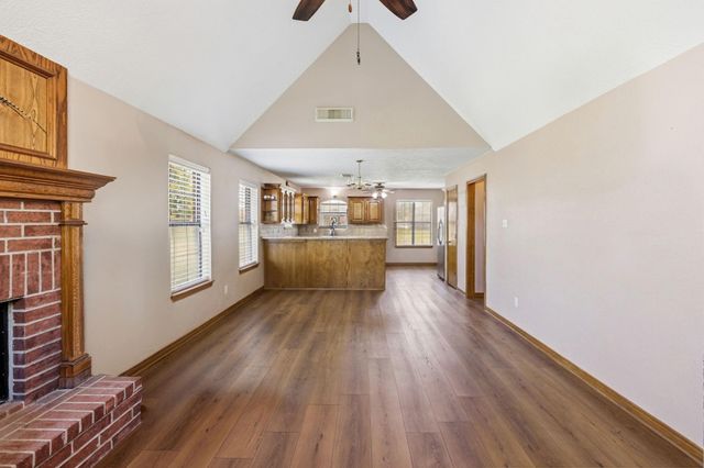 5922 Redfish Run, Baytown, TX 77523