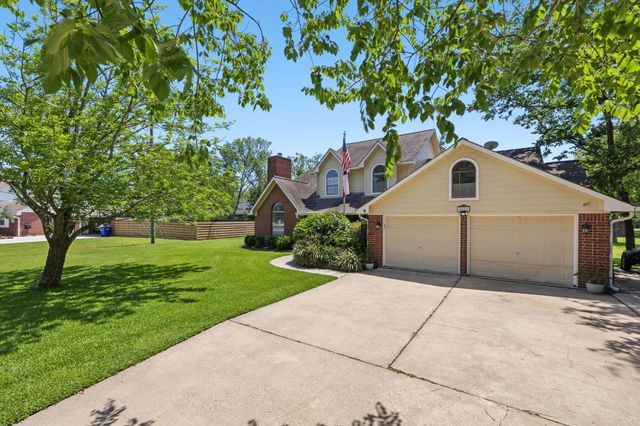 5922 Redfish Run, Baytown, TX 77523