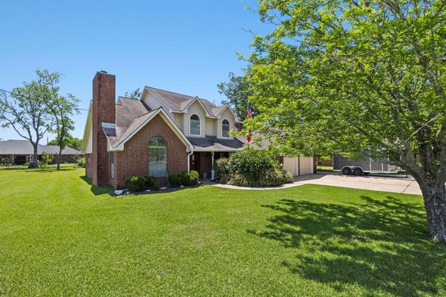 5922 Redfish Run, Baytown, TX 77523