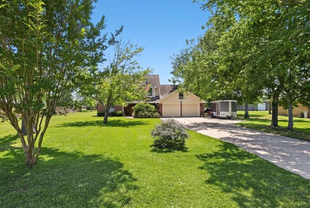 5922 Redfish Run, Baytown, TX 77523