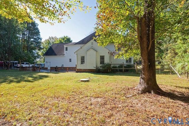 15438 W Patrick Henry Rd, Montpelier, VA 23192