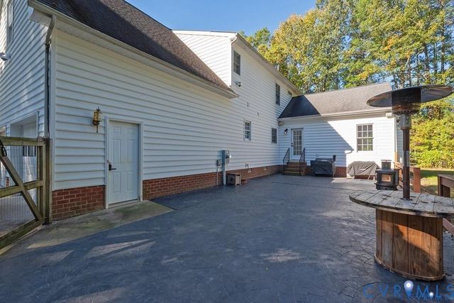 15438 W Patrick Henry Rd, Montpelier, VA 23192