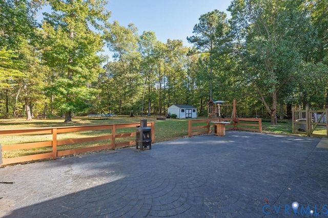 15438 W Patrick Henry Rd, Montpelier, VA 23192