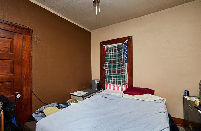 2573 Onawa Street, Des Moines, IA 50317