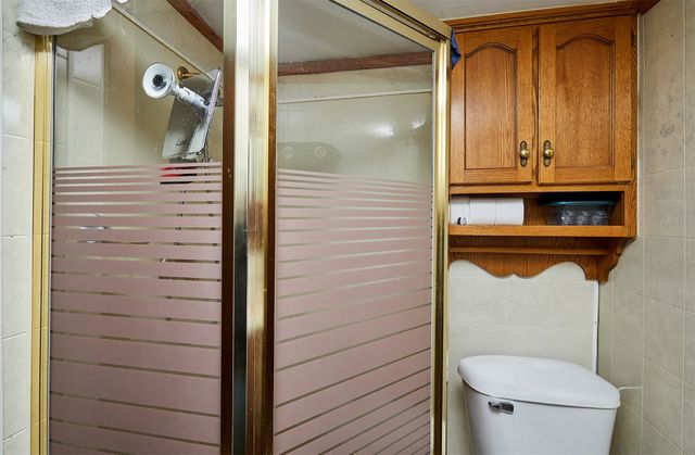 2573 Onawa Street, Des Moines, IA 50317