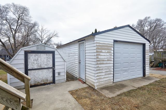 2573 Onawa Street, Des Moines, IA 50317