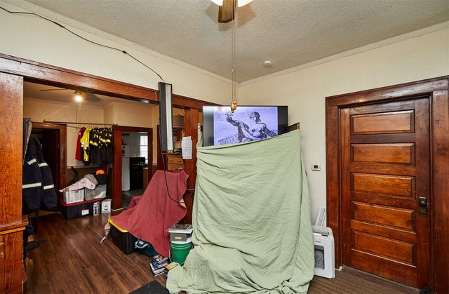 2573 Onawa Street, Des Moines, IA 50317