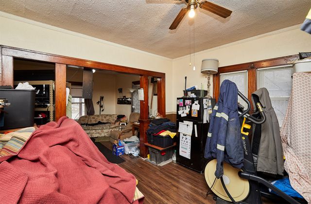 2573 Onawa Street, Des Moines, IA 50317