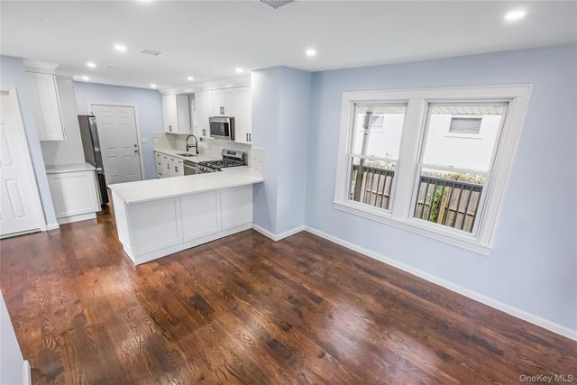 54 W Marshall Street, Hempstead, NY 11550