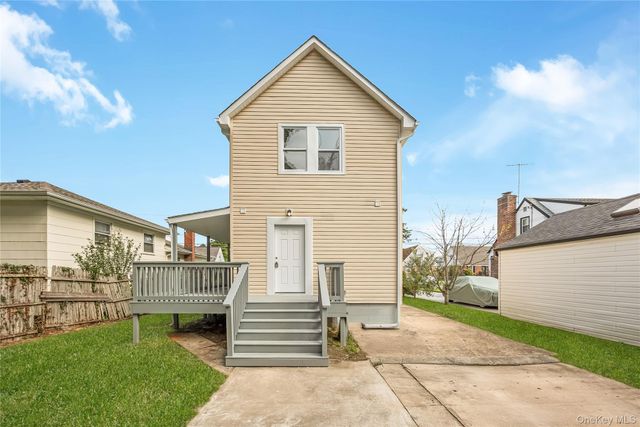 54 W Marshall Street, Hempstead, NY 11550