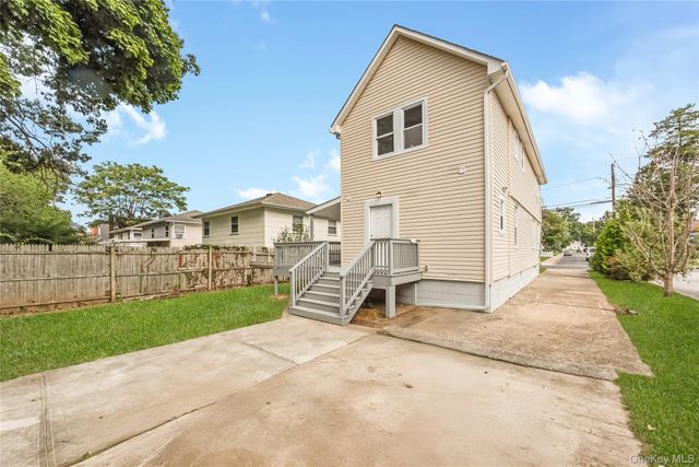 54 W Marshall Street, Hempstead, NY 11550