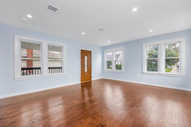 54 W Marshall Street, Hempstead, NY 11550