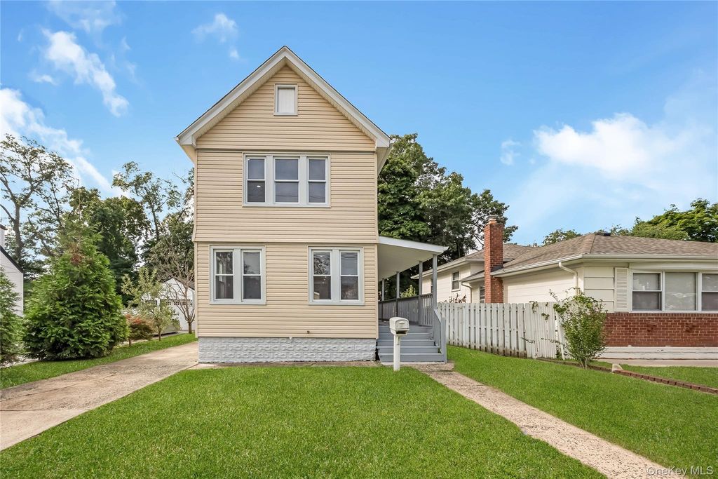 54 W Marshall Street, Hempstead, NY 11550 — exterior