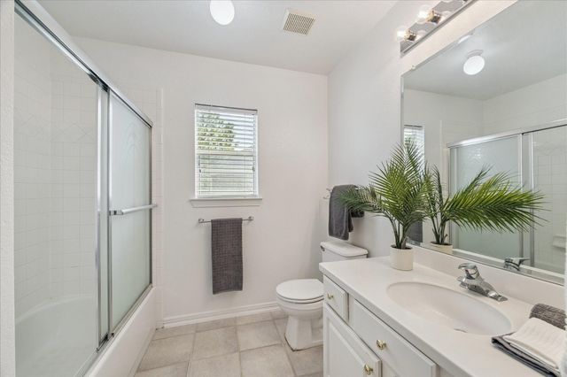 2507 Lansing Circle, Pearland, TX 77584