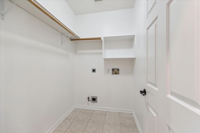 2507 Lansing Circle, Pearland, TX 77584