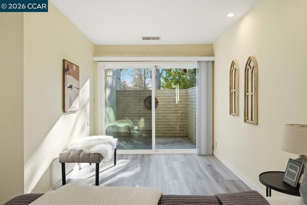 Image 15 of property listing at 1434 Los Vecinos, Walnut Creek, CA 94598