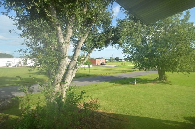 1217 Huey P Long Ave, Montegut, LA 70377