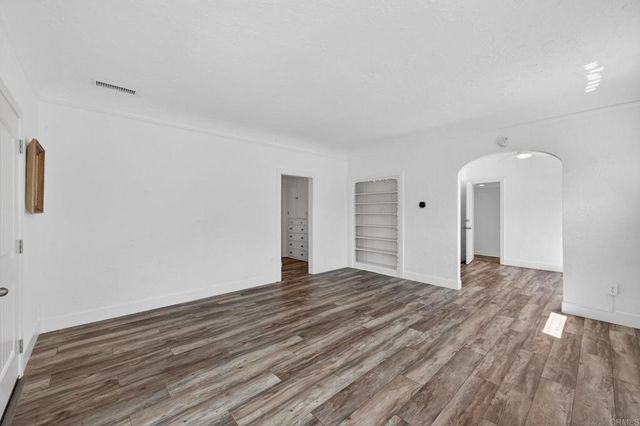 3811 Boyce Avenue, Los Angeles, CA 90039