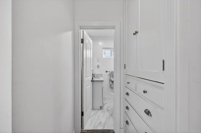 3811 Boyce Avenue, Los Angeles, CA 90039