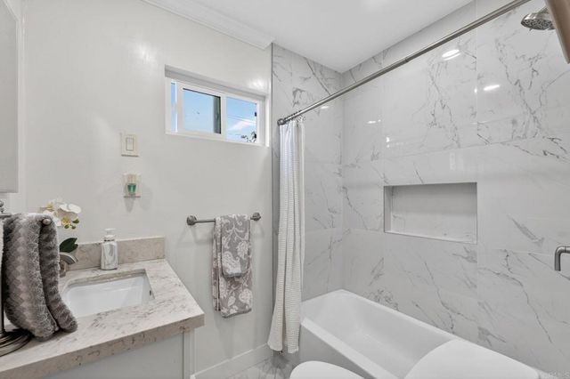 3811 Boyce Avenue, Los Angeles, CA 90039