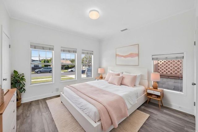 3811 Boyce Avenue, Los Angeles, CA 90039