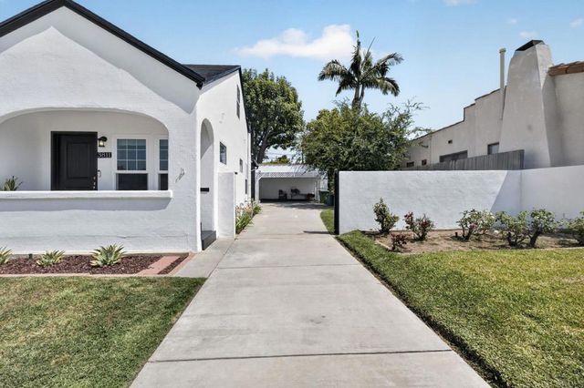3811 Boyce Avenue, Los Angeles, CA 90039