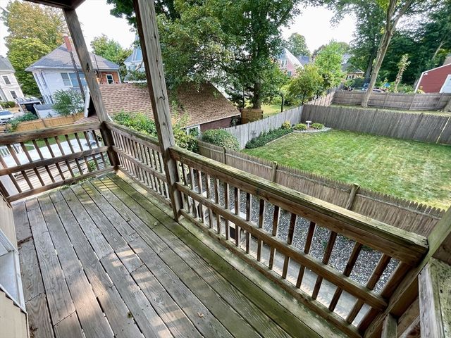 87 Webster St, Haverhill, MA 01830