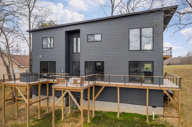 1171 Hutchins Bend Rd, W, Sparta, TN 38583