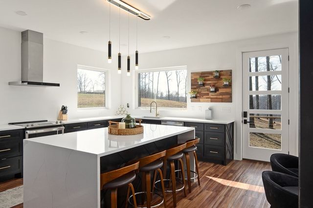 1171 Hutchins Bend Rd, W, Sparta, TN 38583