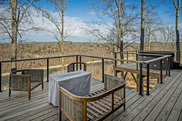 1171 Hutchins Bend Rd, W, Sparta, TN 38583