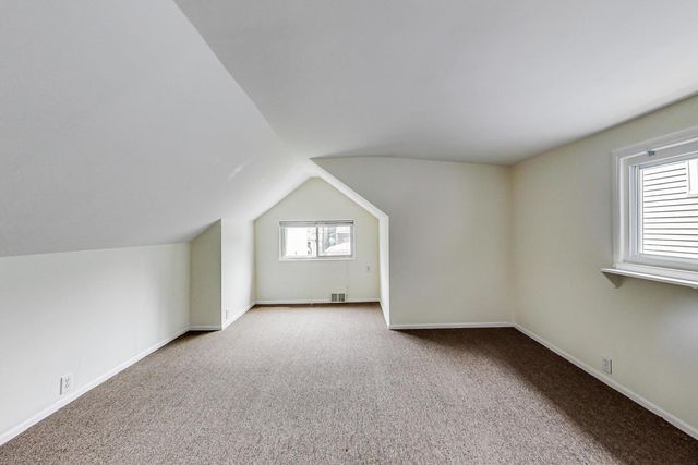 1521 W Nelson Street, Chicago, IL 60657