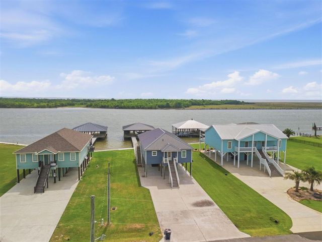 406 N Riverside Court, Hackberry, LA 70645