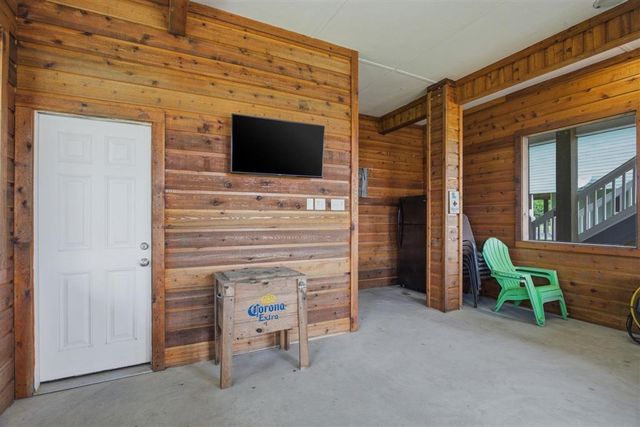 406 N Riverside Court, Hackberry, LA 70645