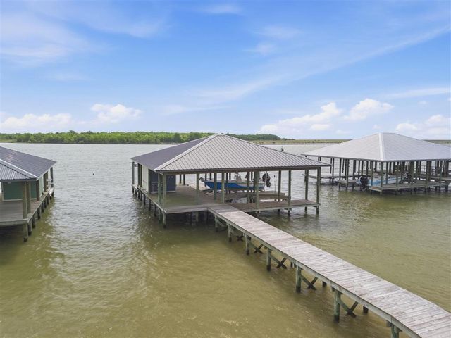 406 N Riverside Court, Hackberry, LA 70645