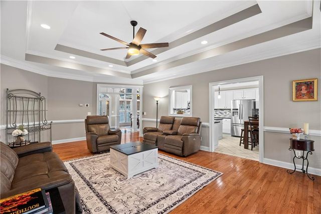 153 York Place, Calhoun, GA 30701