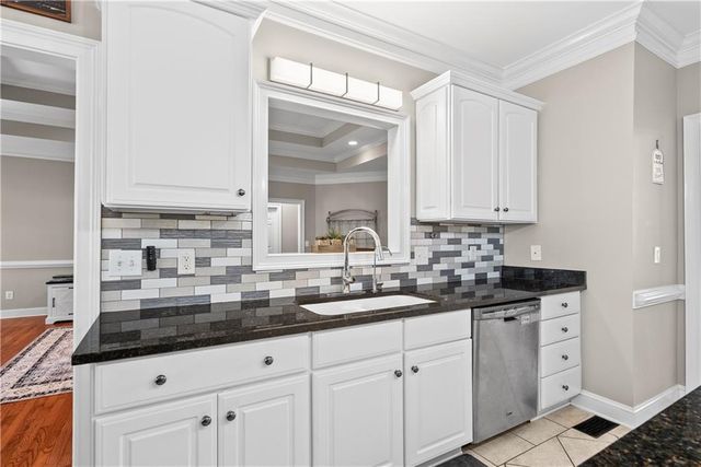 153 York Place, Calhoun, GA 30701