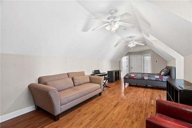 153 York Place, Calhoun, GA 30701