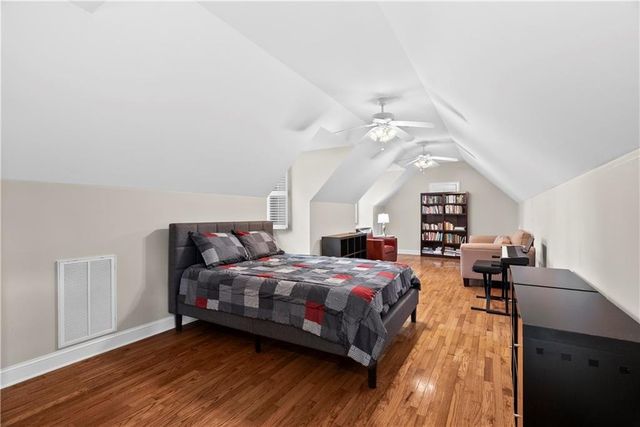 153 York Place, Calhoun, GA 30701