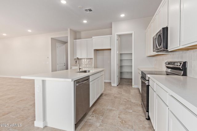 7216 E BLISSFUL BREEZE Lane, San Tan Valley, AZ 85143