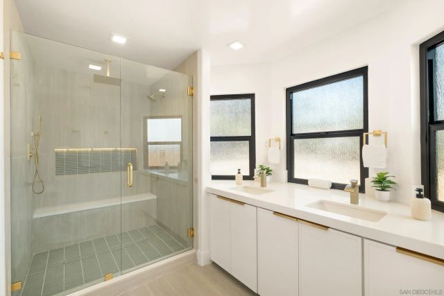 15032 Heath Dr, Poway, CA 92064