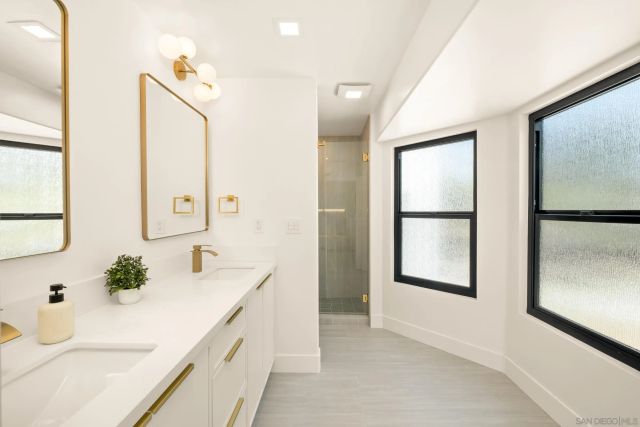 15032 Heath Dr, Poway, CA 92064