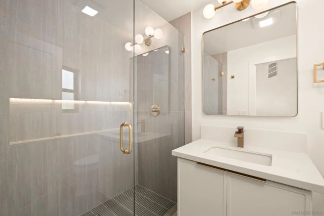 15032 Heath Dr, Poway, CA 92064