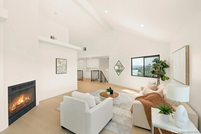 15032 Heath Dr, Poway, CA 92064