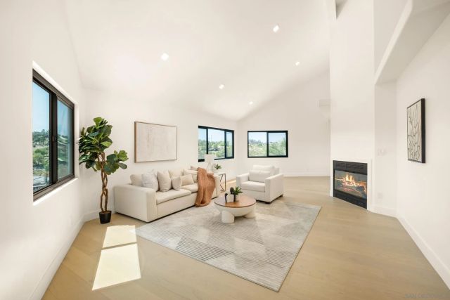 15032 Heath Dr, Poway, CA 92064