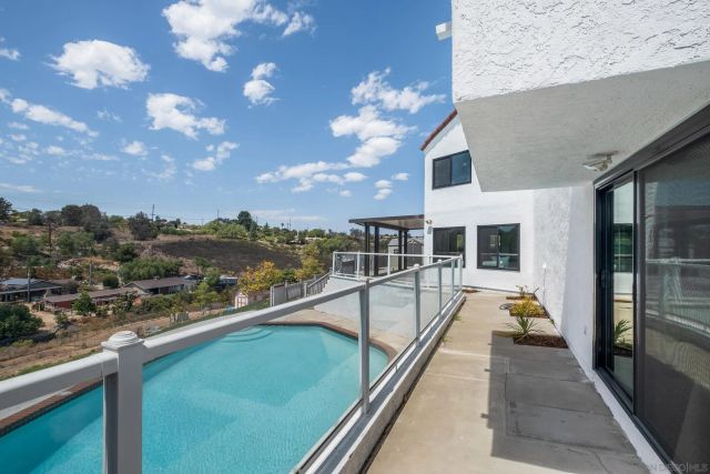 15032 Heath Dr, Poway, CA 92064