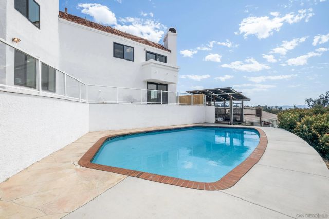 15032 Heath Dr, Poway, CA 92064