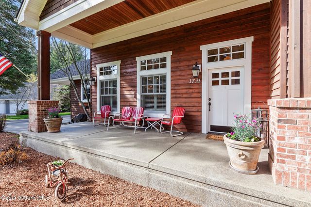 1731 E WOODSTONE DR, Hayden, ID 83835