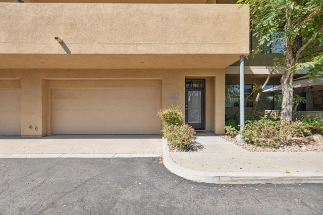 870 E Palm Canyon Drive 202, Palm Springs, CA 92264