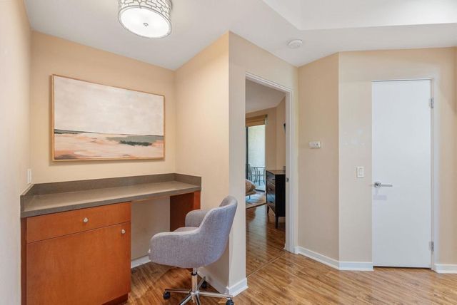 870 E Palm Canyon Drive 202, Palm Springs, CA 92264